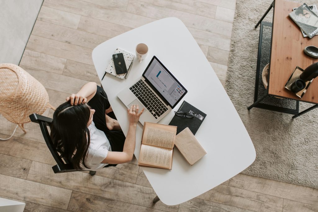 A Woman getting ready to understand her reach and engagement  on social media with Teeside's Leading Digital Marketing Agency Colewood Digital